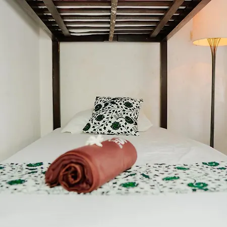Dormitory Tourism Sritanjung Banyuwangi With Ijen Tour By Celcius Exterior photo